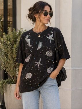 Vintage 3D Marcy n Me Seashell Graphic Top in Black